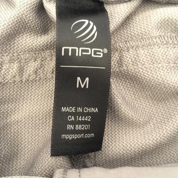 MPG | Cuffed Travel Capri Pants M NWT - Picture 4 of 4